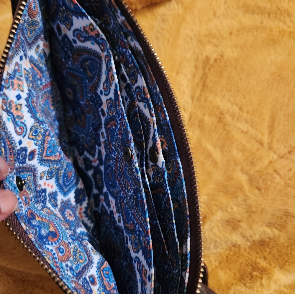 Expresso Brown "Bee" Crossbody